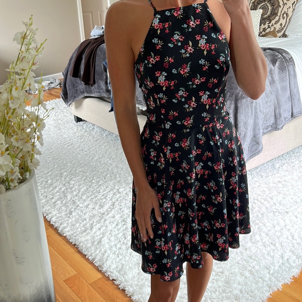 High neck Hollister dress